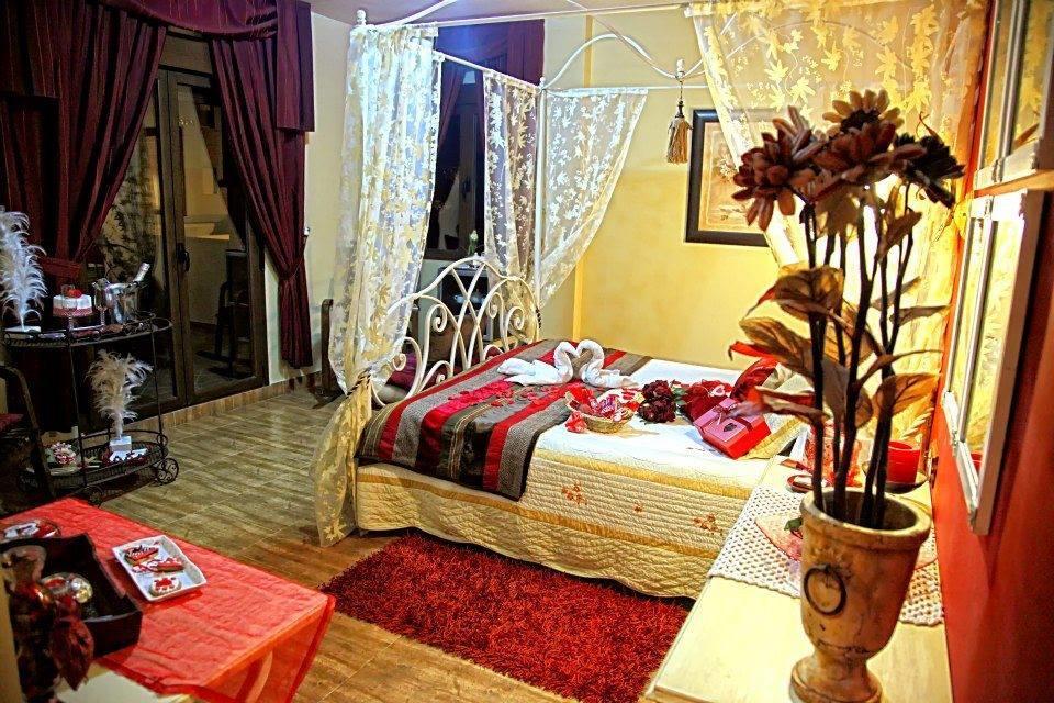 Laurel De La Reina Bed & Breakfast - Boutique La Zubia  Exterior photo